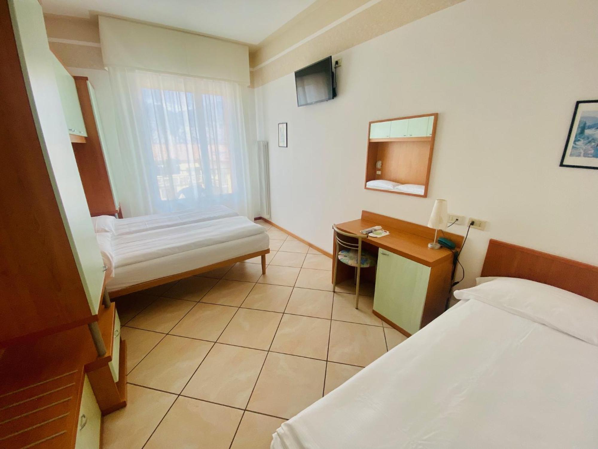 Hotel Ideal Malcesine Eksteriør bilde
